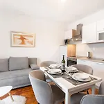 Luce Apartament *