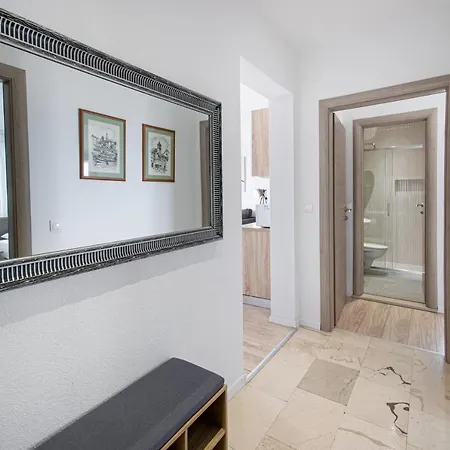 Luce Apartmán *