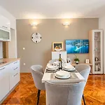 Apartment Luce *